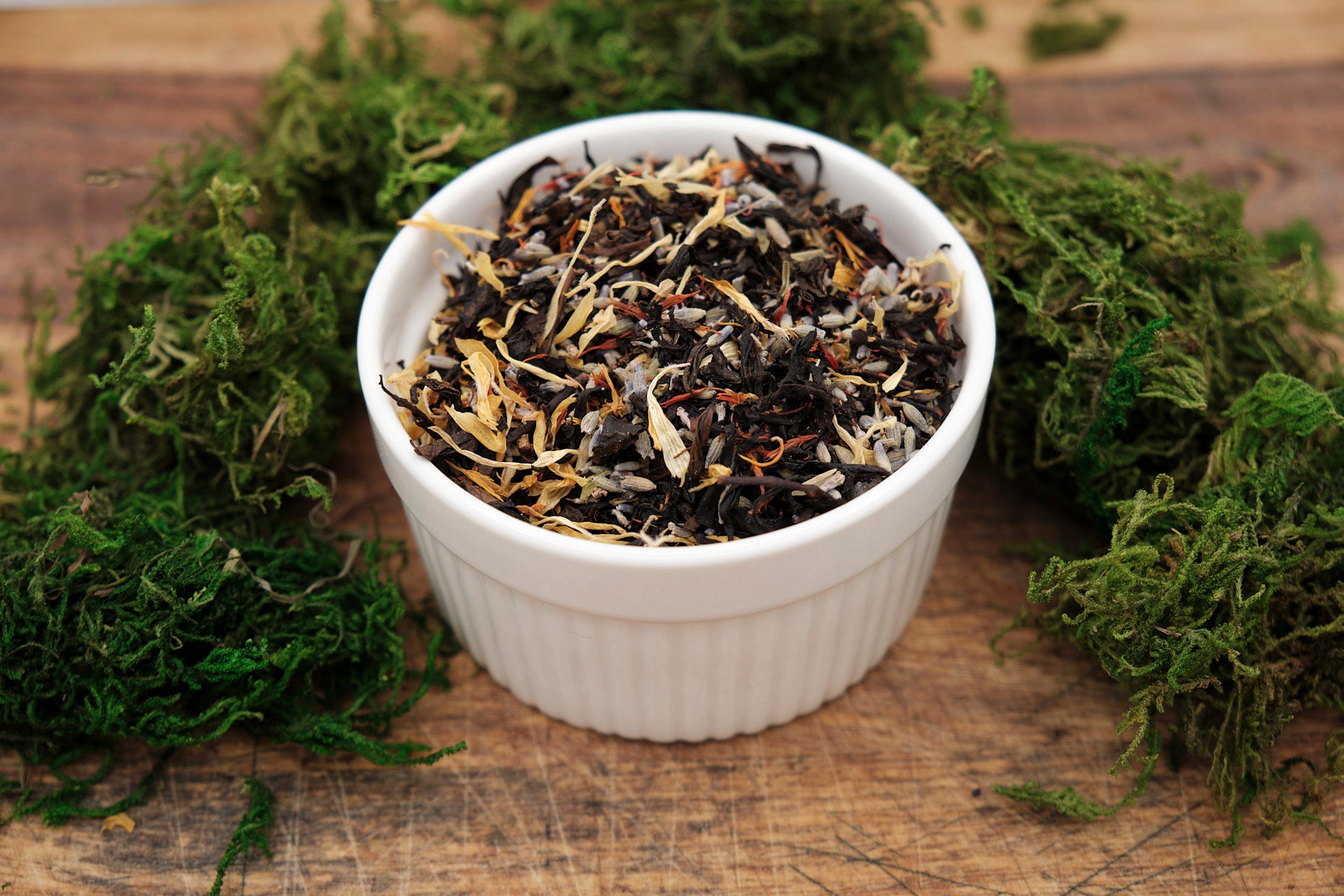 Crown of Flowers Black Floral Loose Leaf Tea